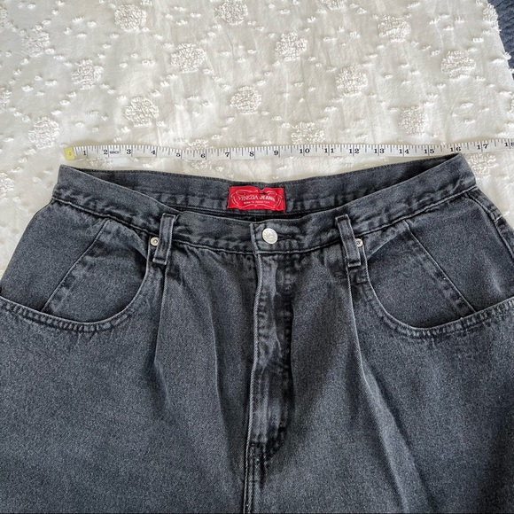 SOLD ON DP Vintage Mom Jeans Made in the USA - Picture 2 of 7